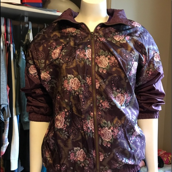 Flowered jacket - Picture 2 of 7